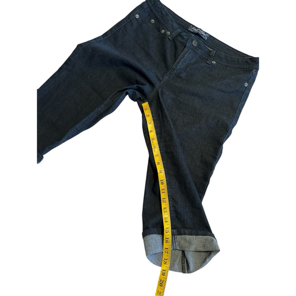 Fade to Blue Premium Cuffed Capri Denim Jeans Womens 14 Blue Zip Pockets - Picture 11 of 15